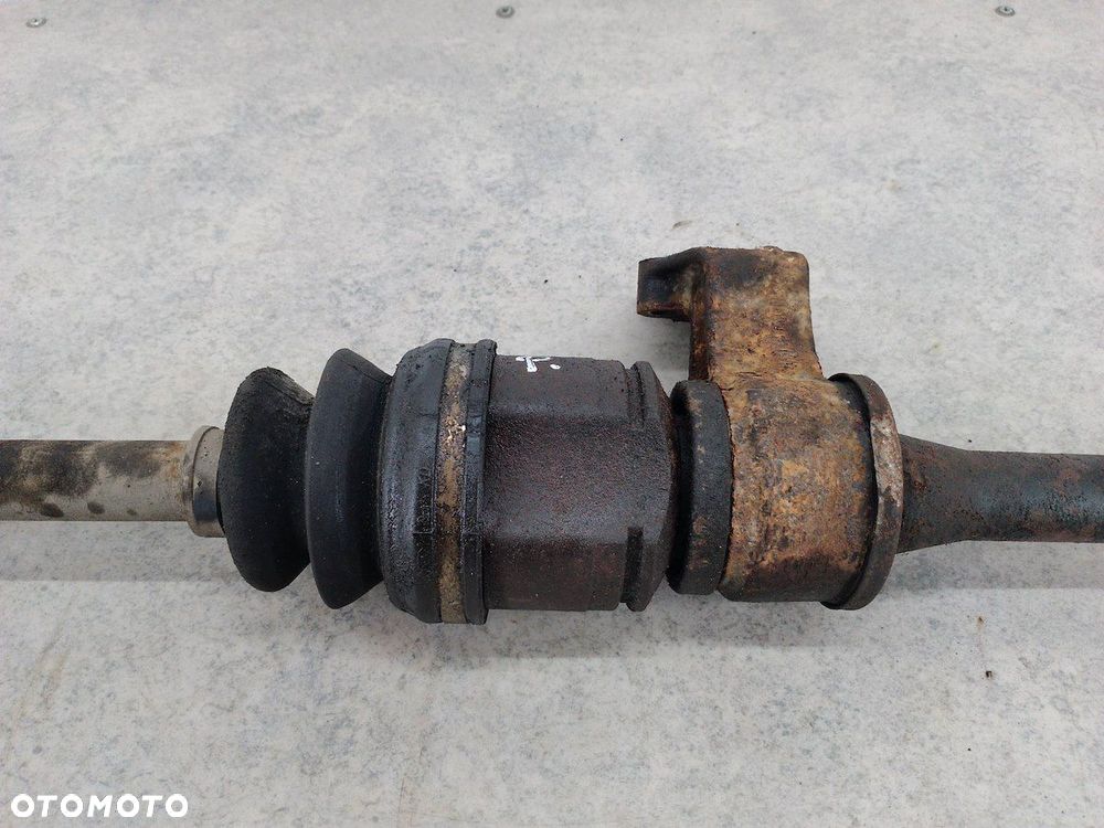 PÓŁOŚ PRAWA PRZÓD AUTOMAT CHRYSLER SEBRING II 3.0 V6 - 4