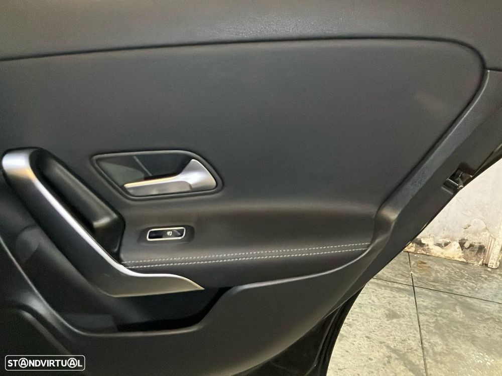 Mercedes-Benz A 250 Limousine - 22