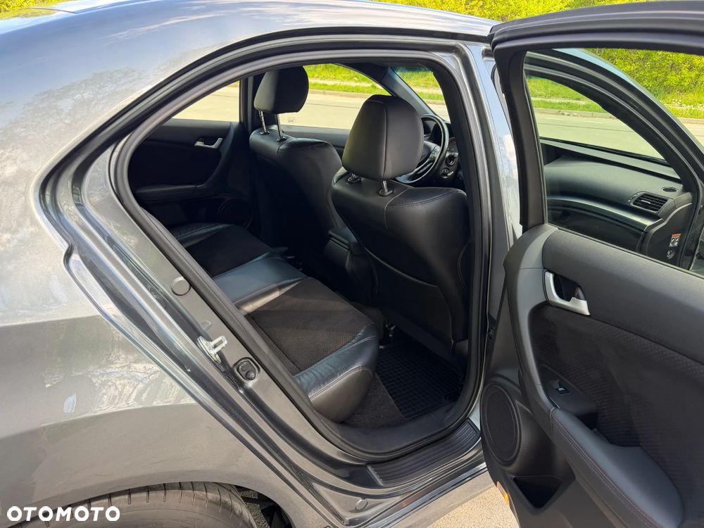 Honda Accord - 27