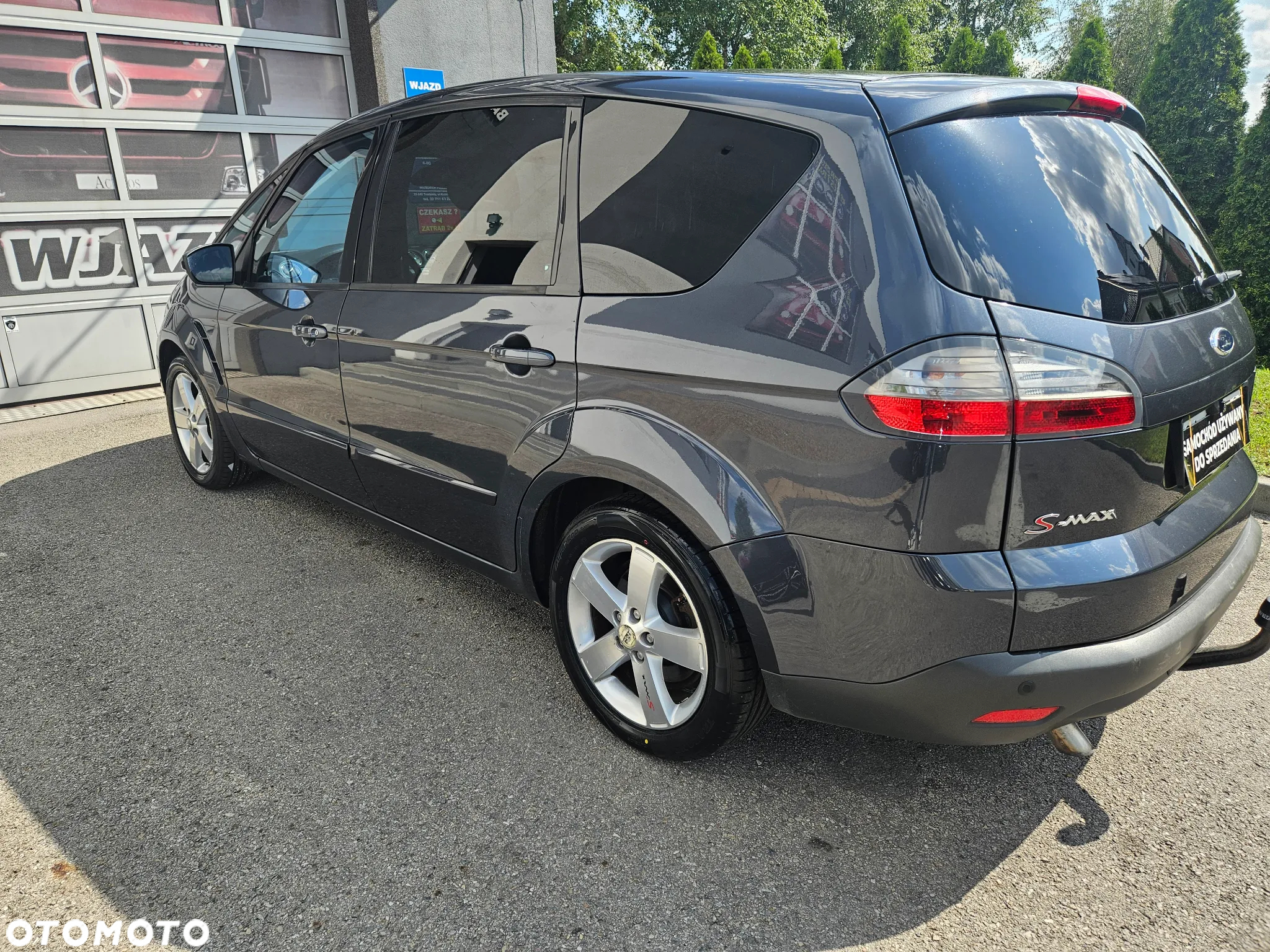 Ford S-Max - 14