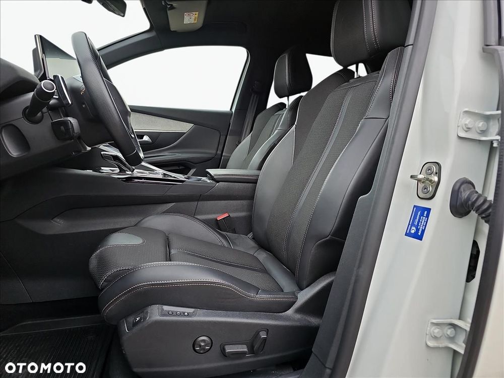 Peugeot 3008 - 18