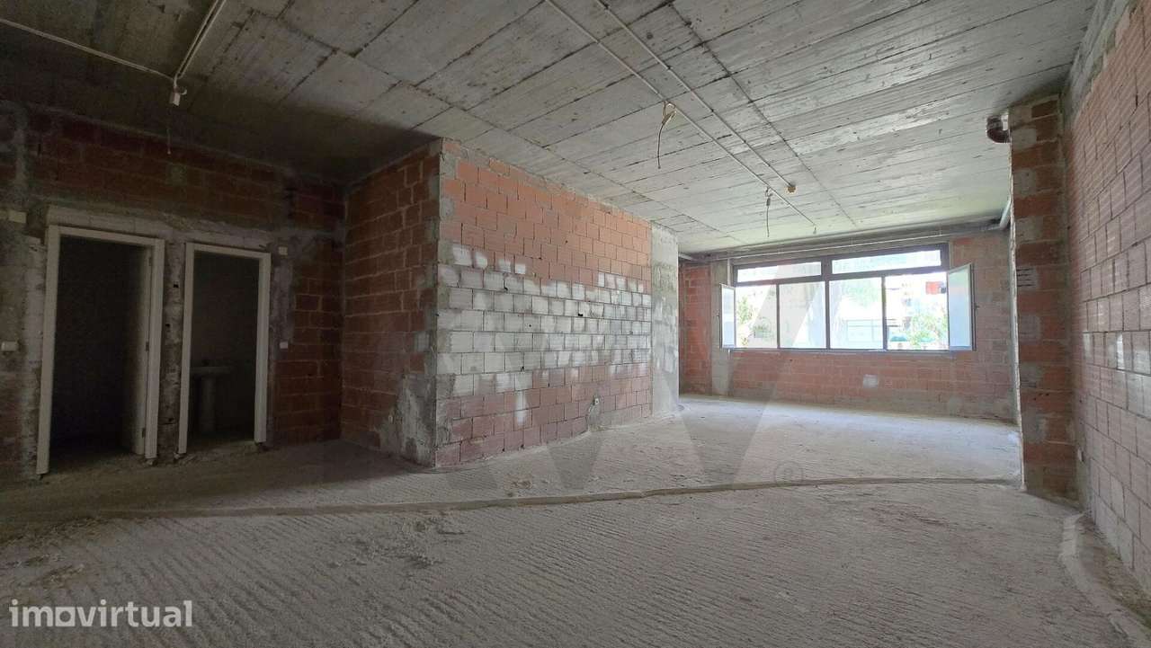 Loja em Miraflores com 118 m2 + 3 Estacionamentos | Oportunidade - Grande imagem: 5/33