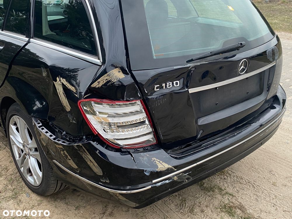 Mercedes-Benz Klasa C 180 (BlueEFFICIENCY) Avantgarde - 15