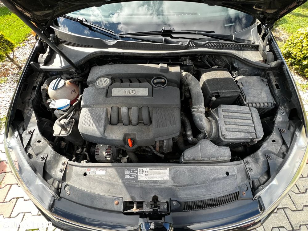 Volkswagen Golf 1.6 Comfortline - 28