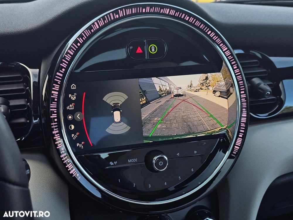 Mini Cooper S Aut. John Works Trim - 16