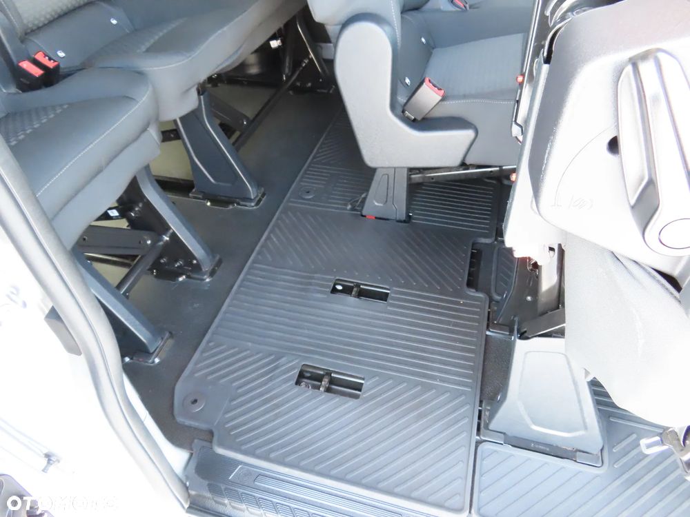 Ford Transit CUSTOM 2.0 TDCi 130 Km L2 Limited Edition W Najbogatszej Wersji Wyposażenia TREND L2H1 LONG Blaszak Furgon 9-Cio Osobowy Stan Jak NOWY POLECAM - 21