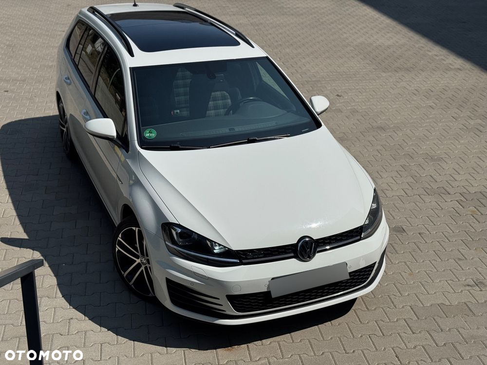 Volkswagen Golf VII 2.0 TDI BMT GTD DSG - 2
