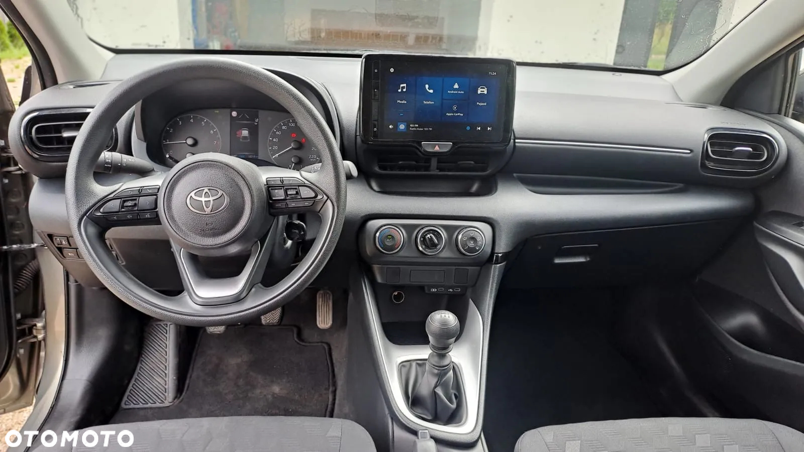 Toyota Yaris 1.5 Active - 9
