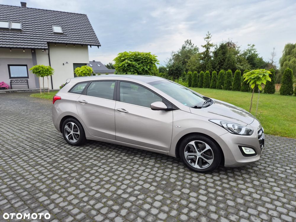 Hyundai i30 1.6 GDI Style - 23