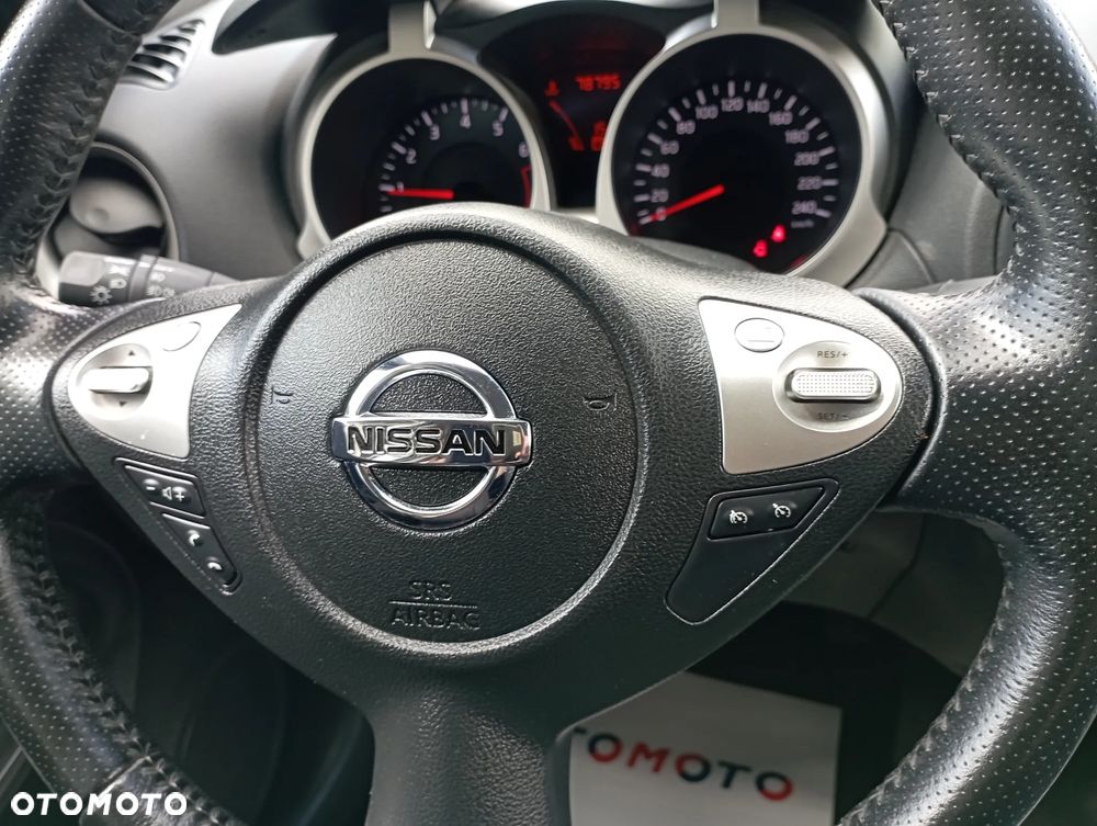 Nissan Juke 1.6 Start/Stop Tekna - 11