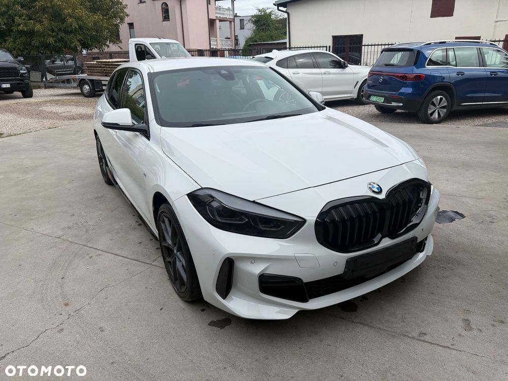 BMW Seria 1 120d xDrive Edition M Sport Shadow - 2