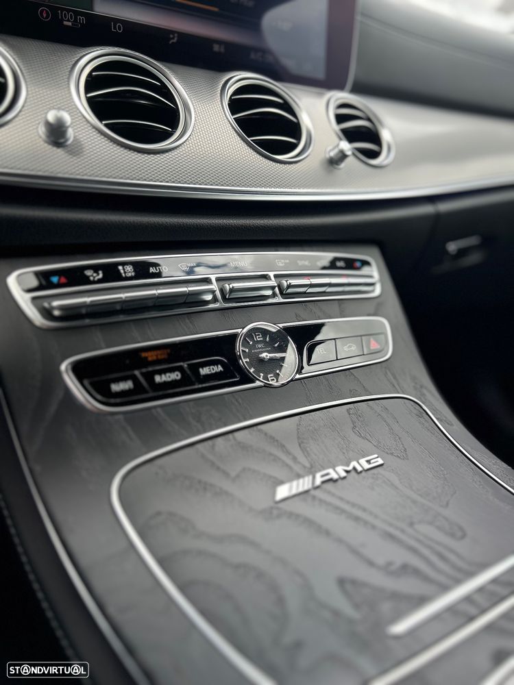Mercedes-Benz E 63 AMG S 4Matic+ - 25