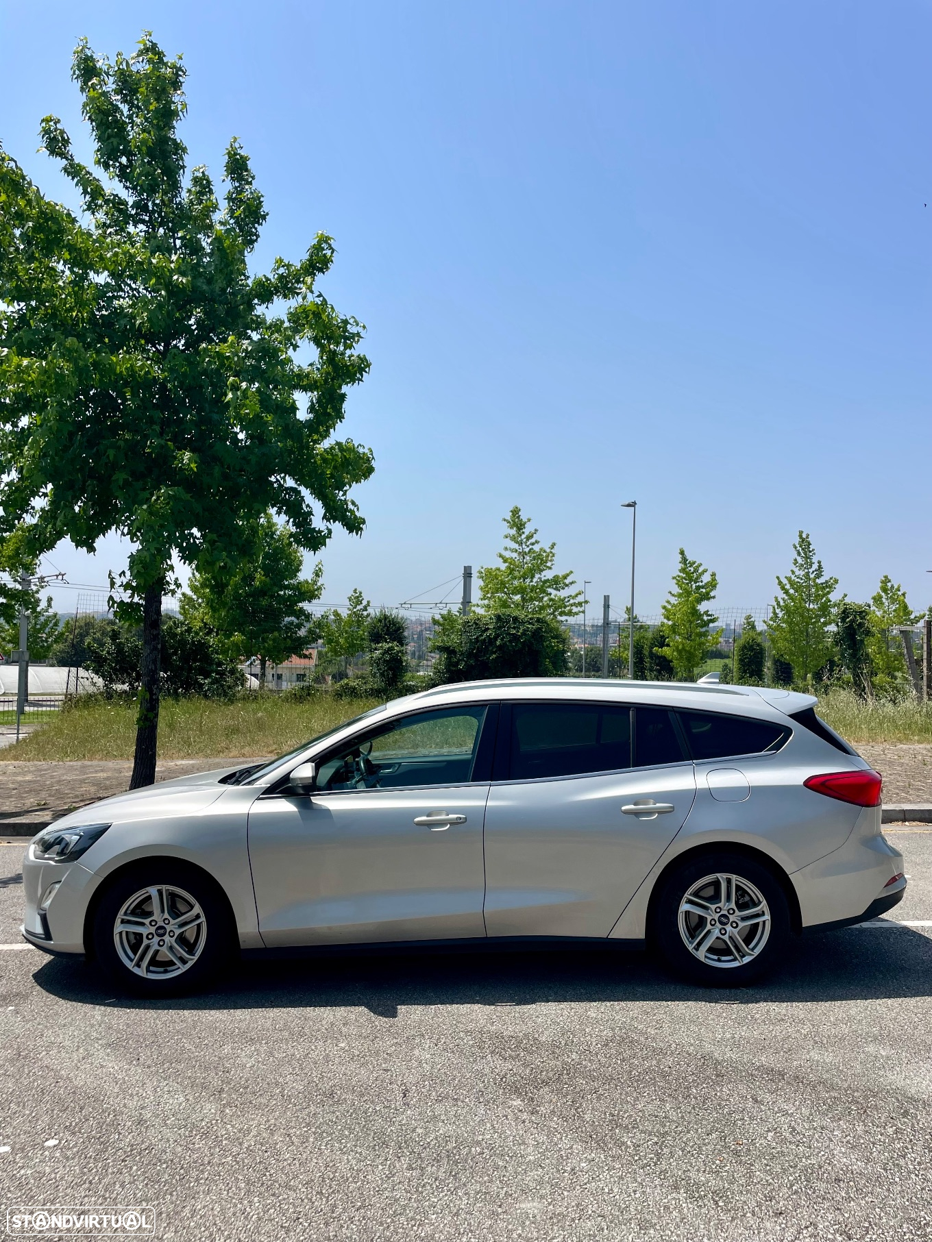 Ford Focus SW 1.5 TDCi EcoBlue Active - 2