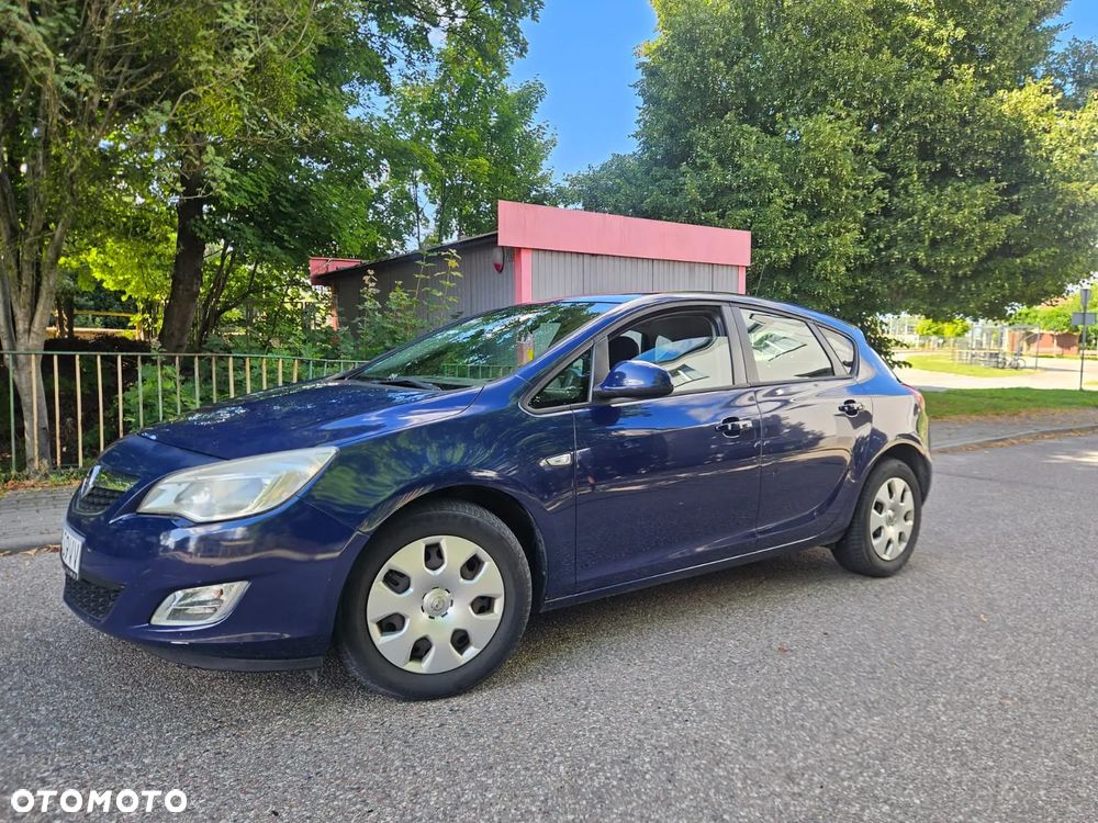 Opel Astra - 1