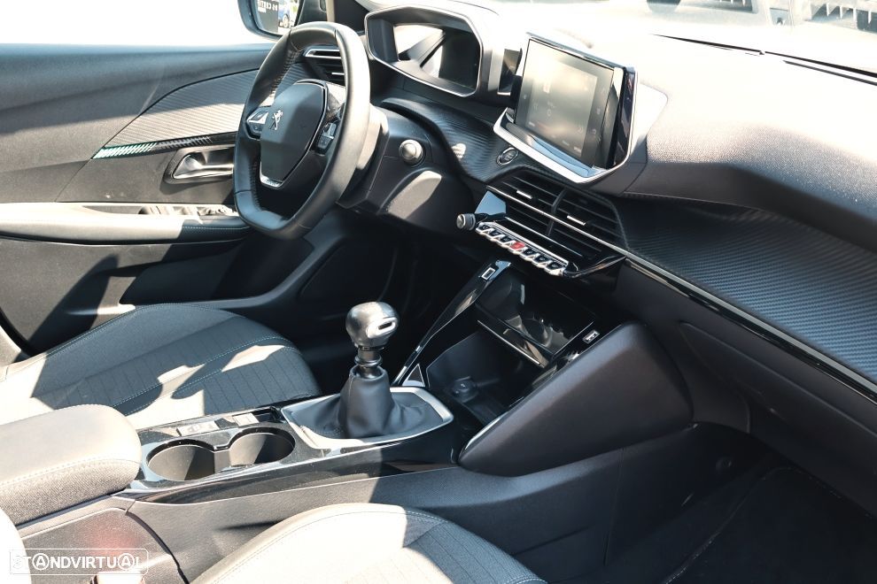 Peugeot 208 1.2 PureTech Allure - 24