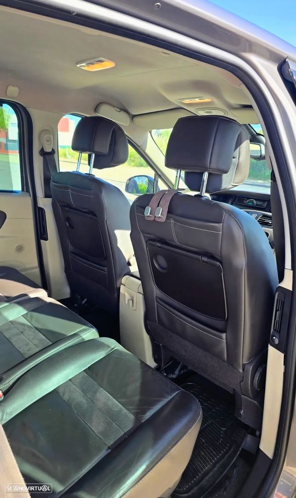 Renault Scénic 1.5 dCi Exclusive SS - 13