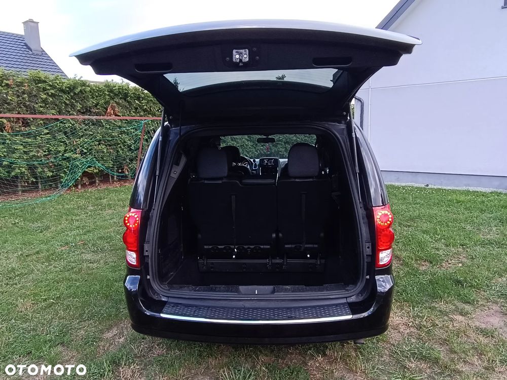 Dodge Grand Caravan 3.6 R/T - 6