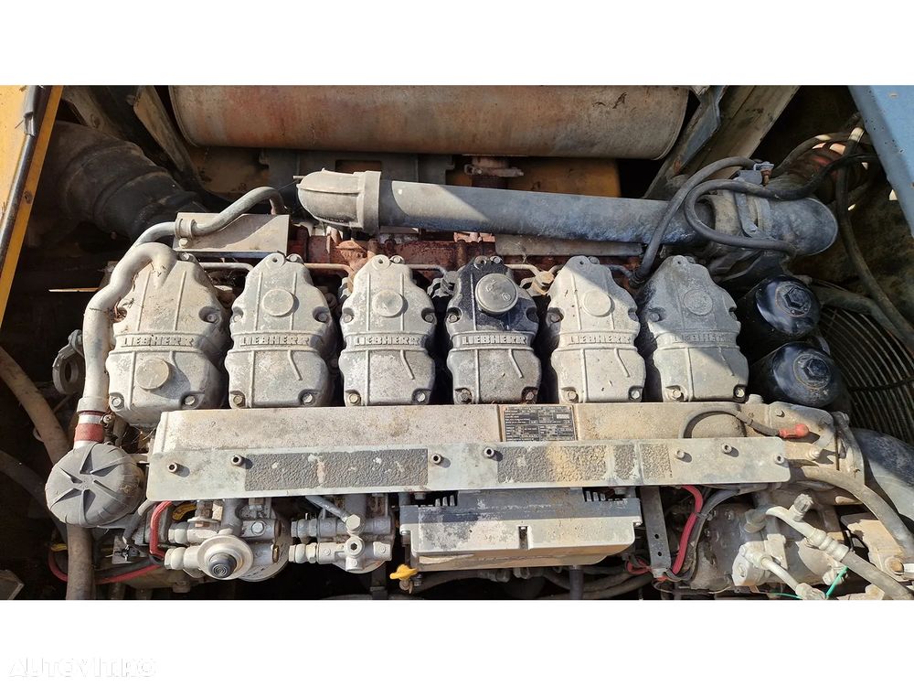 Liebherr R944C HDSL - 12