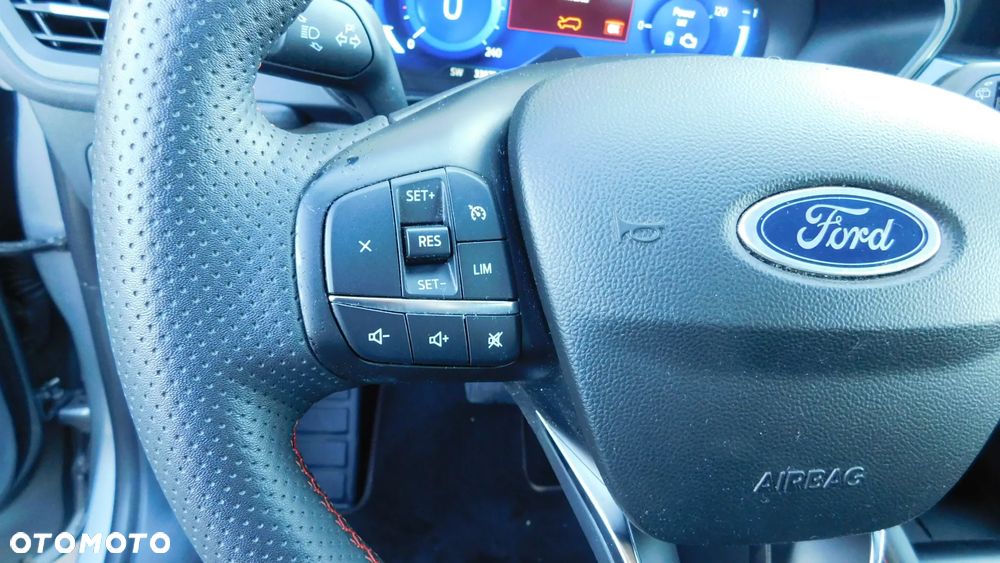 Ford Kuga 2.5 Duratec PHEV ST-LINE X - 20