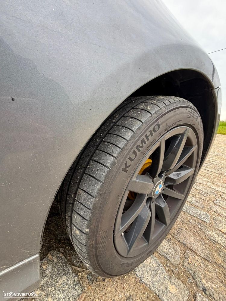 BMW 330 d xDrive DPF Aut. Edition Sport - 3