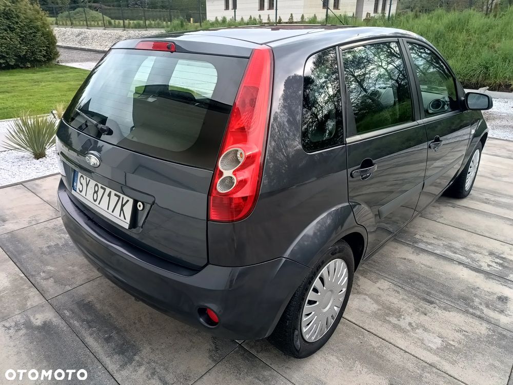 Ford Fiesta - 4