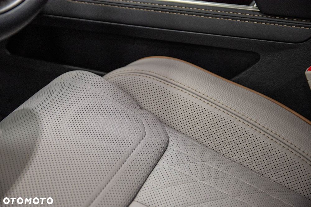 RAM 1500 Tungsten - 12