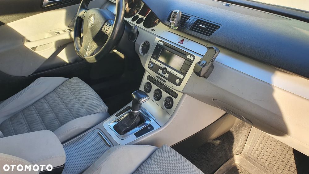 Volkswagen Passat 2.0 TDI Comfortline Optimum DSG - 40