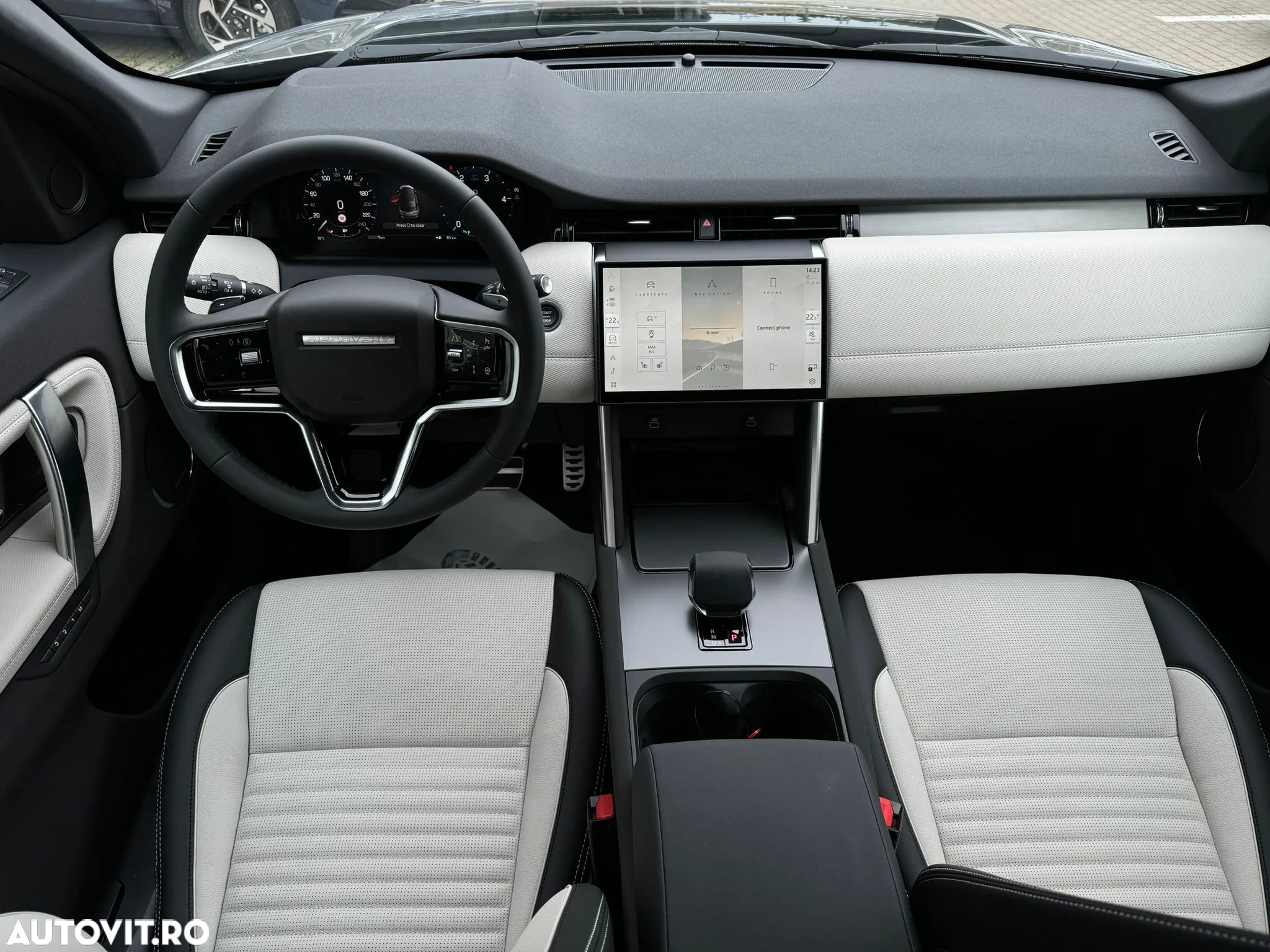 Land Rover Discovery Sport 2.0 D200 R-Dynamic MHEV SE - 10
