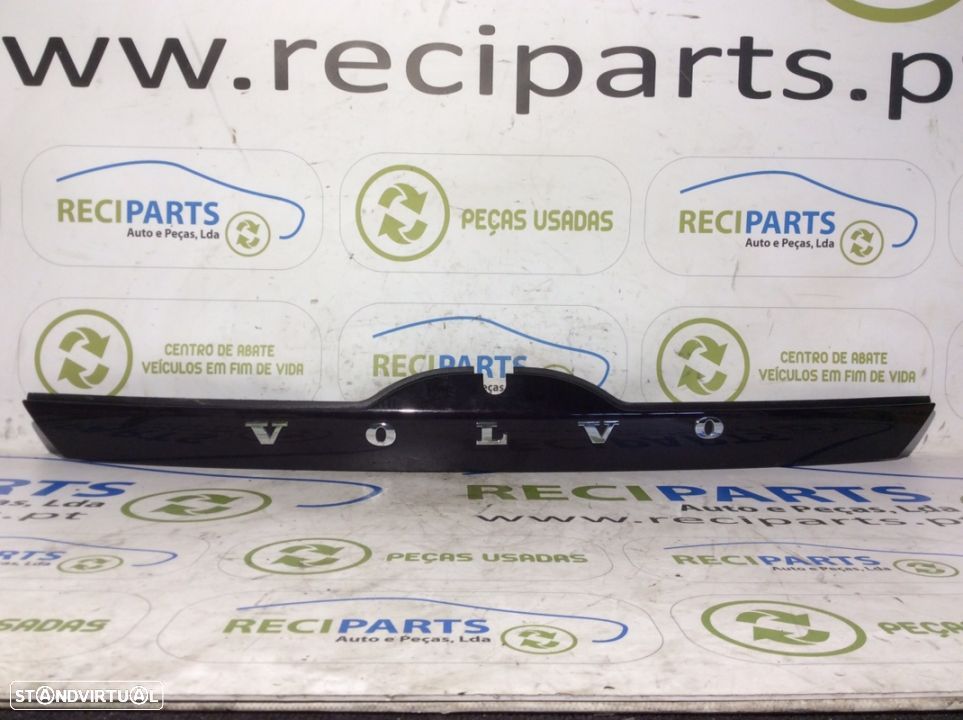 Puxador da mala Volvo V60 - 1