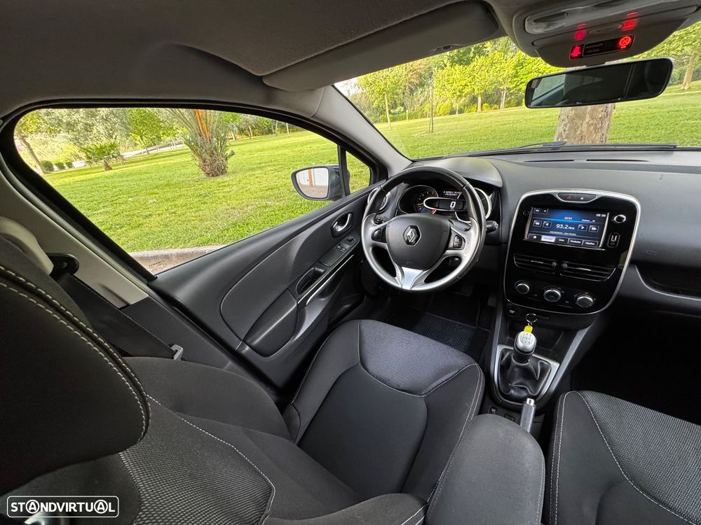 Renault Clio dCi 90 Limited - 12
