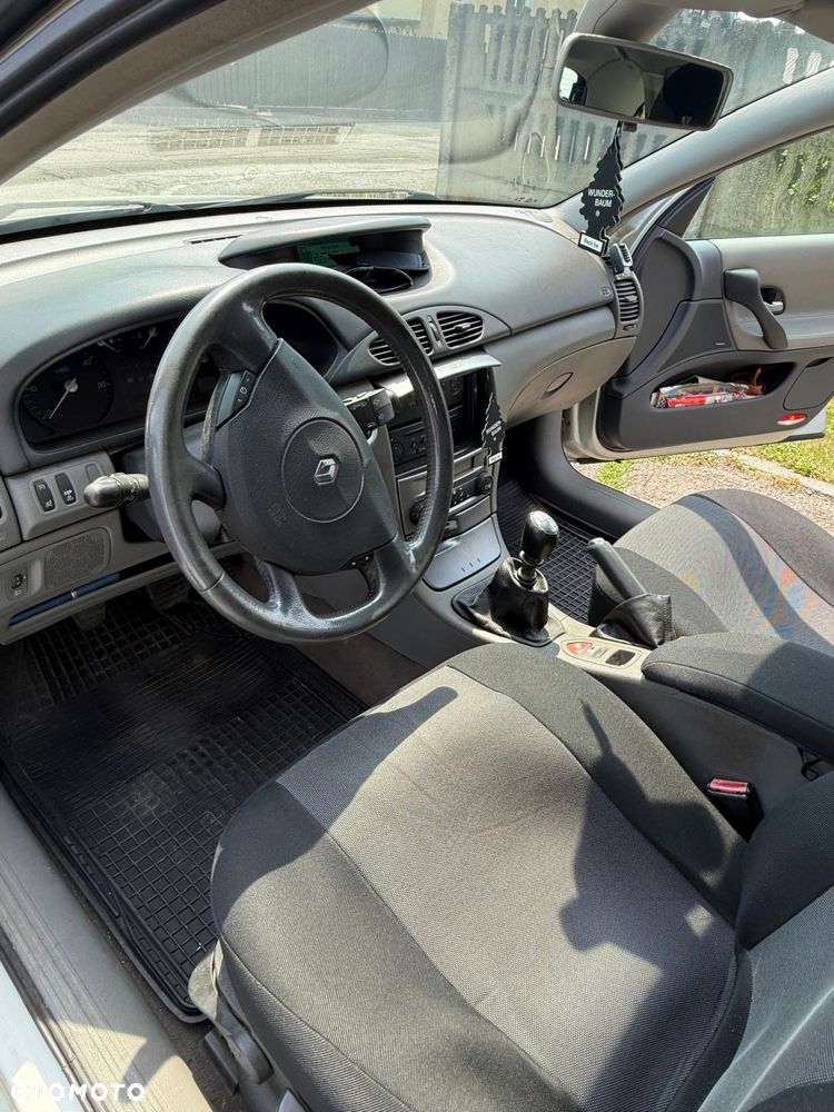 Renault Laguna Grandtour 1.9 dCi Emotion - 13