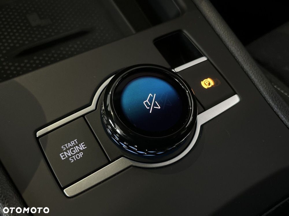 Volkswagen T-Roc - 31