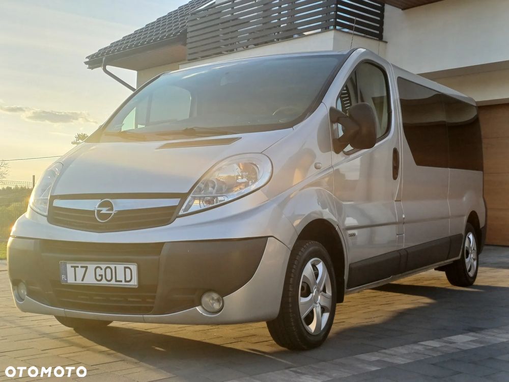 Renault Trafic - 2