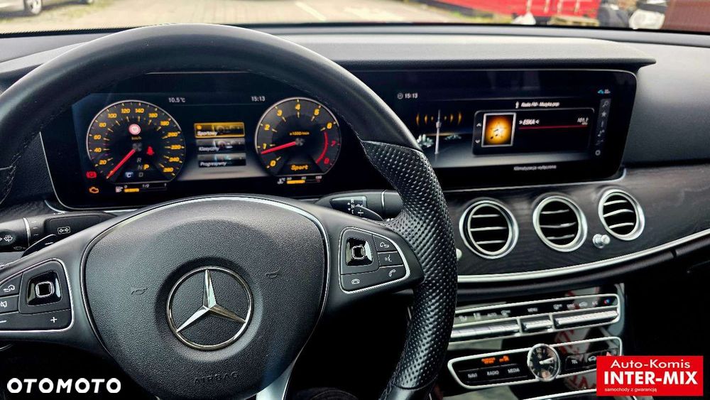 Mercedes-Benz Klasa E - 28