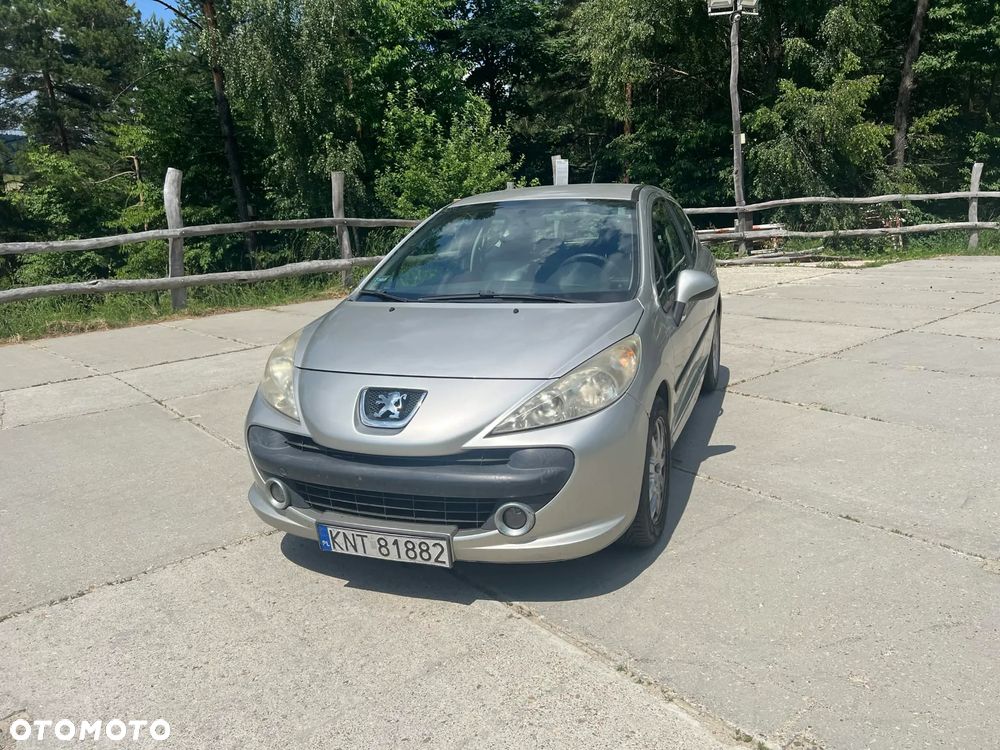 Peugeot 207 1.4 16V Trendy - 1