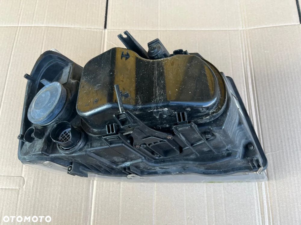 Lampa przednia przód lewa LHD EU Europa 6H52-13W030 Land Rover Freelander 2 II - 3