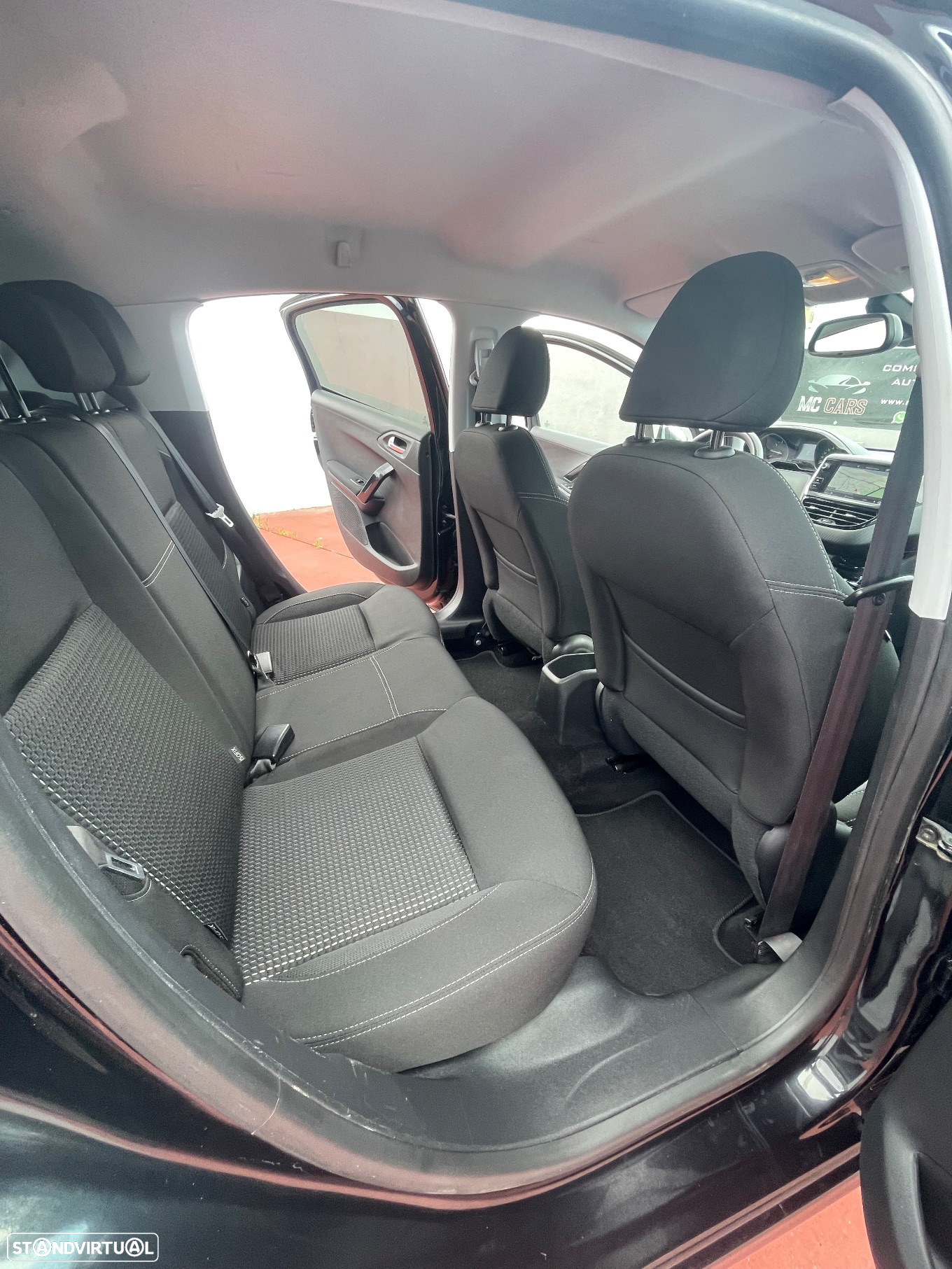 Peugeot 208 1.2 PureTech Allure - 13