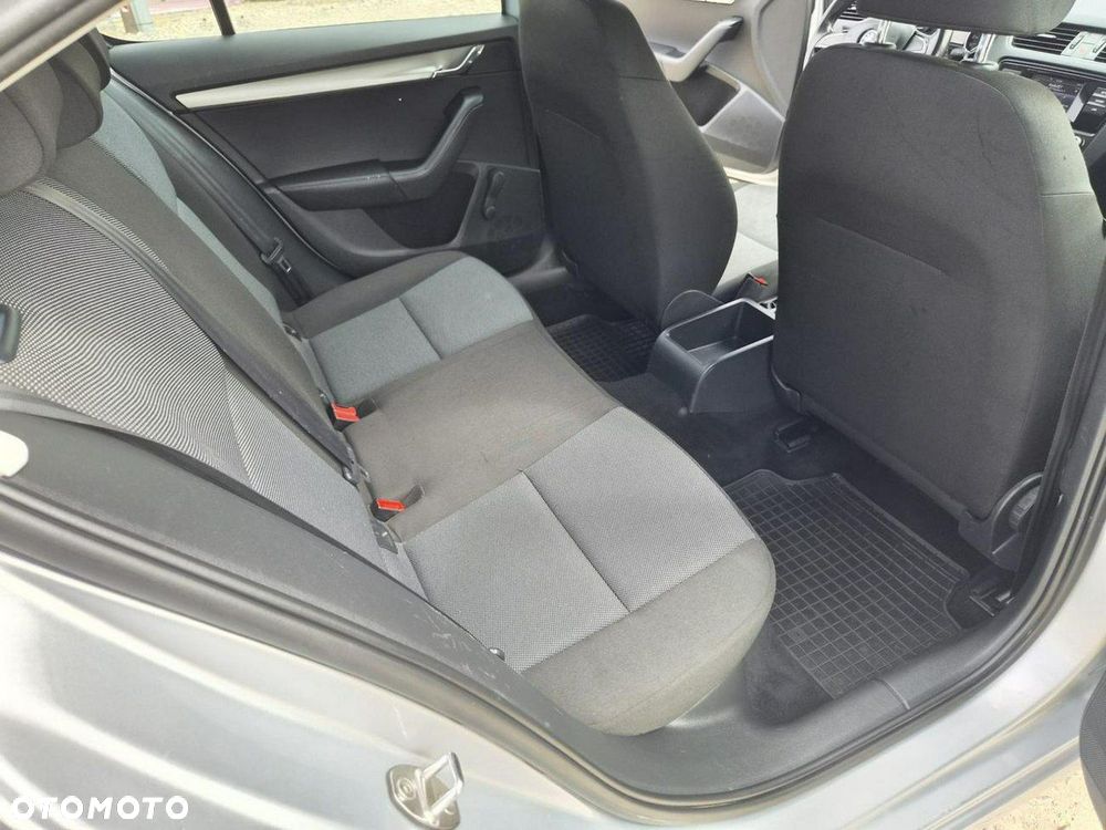 Skoda Octavia 1.6 TDI Style - 8
