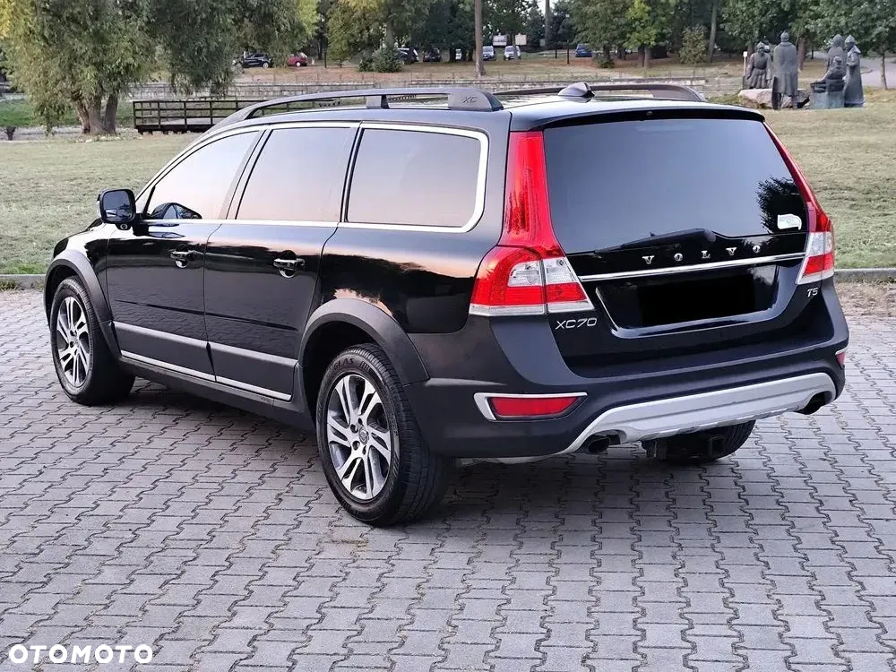 Volvo XC 70 T5 Geartronic Momentum - 2
