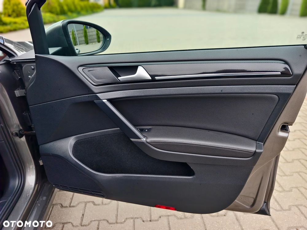 Volkswagen Golf 2.0 BlueTDI DSG Highline - 18