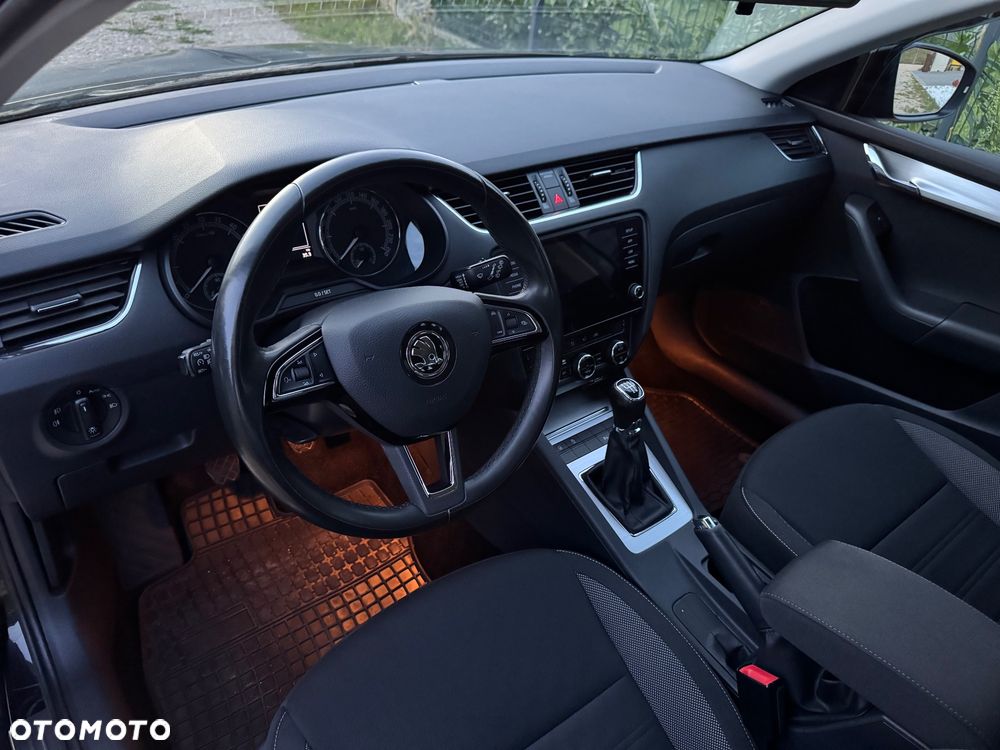 Skoda Octavia 1.6 TDI Style - 20