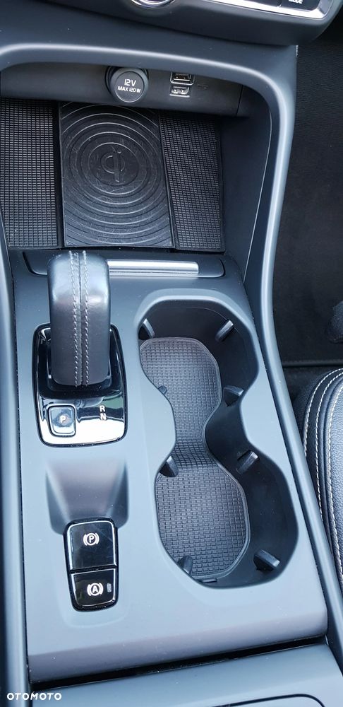 Volvo XC 40 - 19