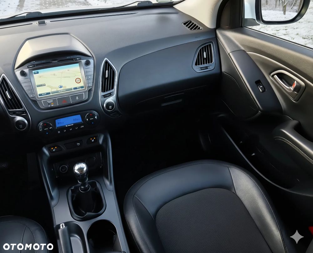 Hyundai ix35 2.0 CRDi 4WD Premium - 28