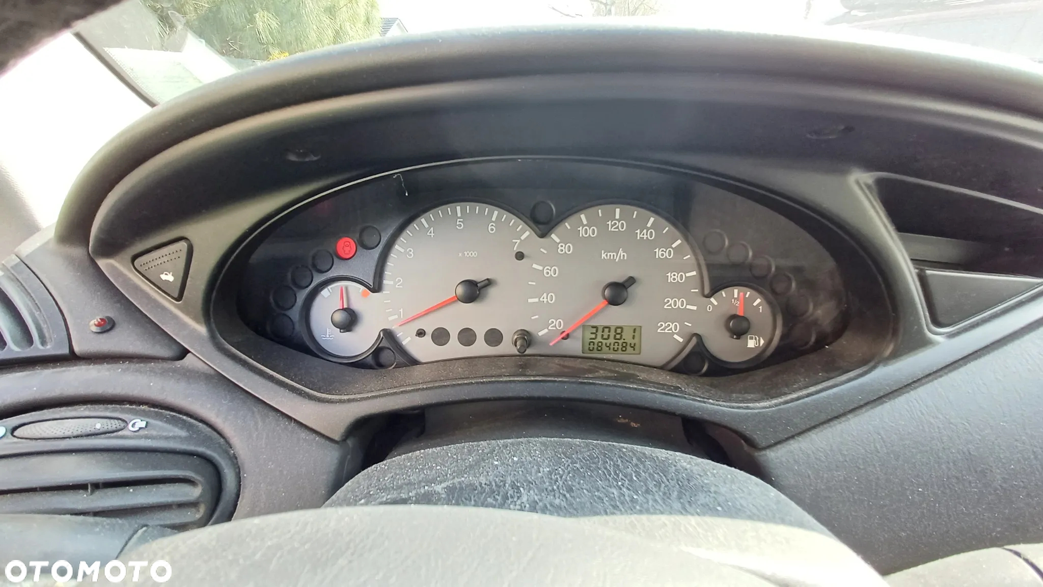Ford Focus 1.6 Trend - 4