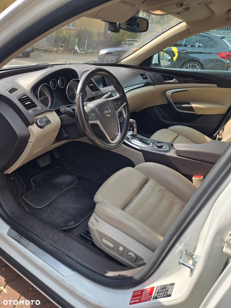 Opel Insignia - 21