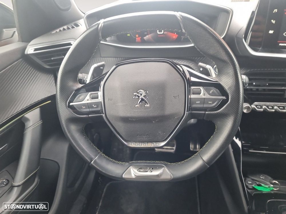 Peugeot 2008 1.5 BlueHDi GT Line EAT8 - 12