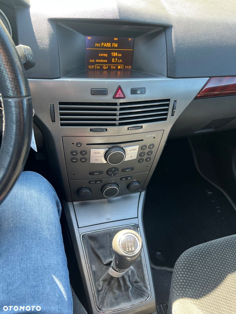 Opel Astra 1.7 CDTI Elegance - 15