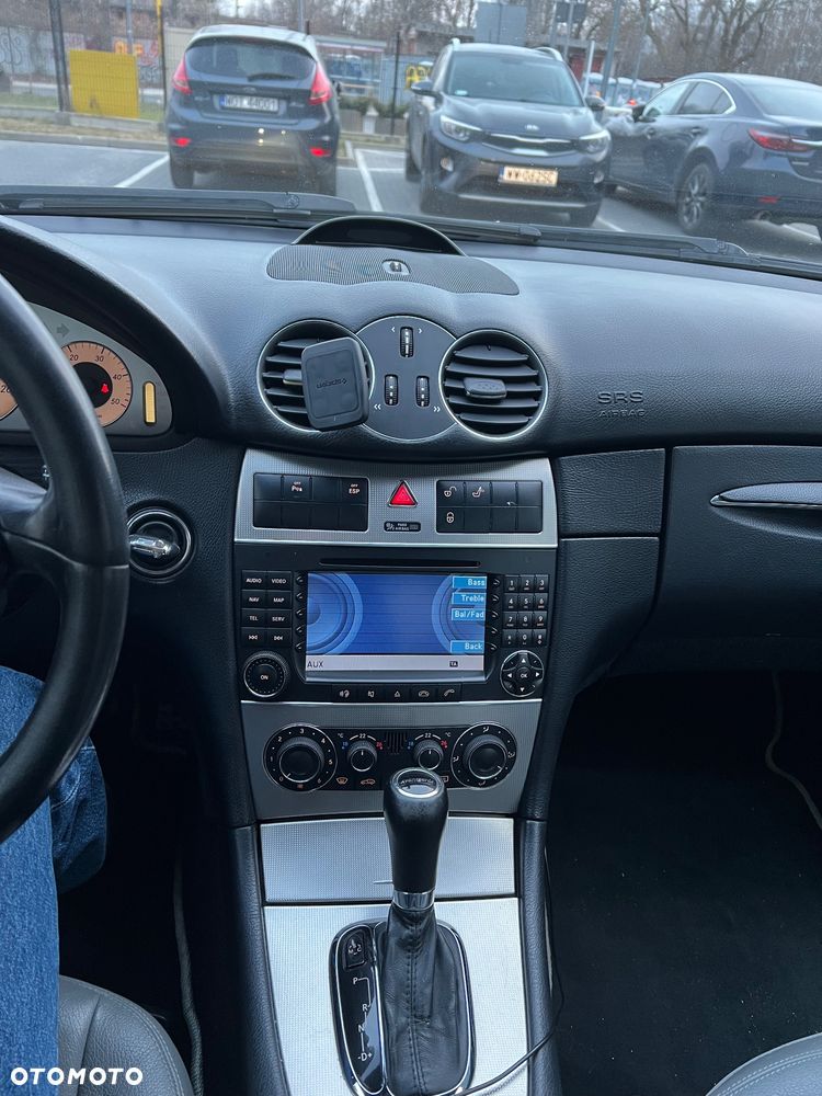 Mercedes-Benz CLK 320 CDI 7G-TRONIC Avantgarde Sport Edition - 26