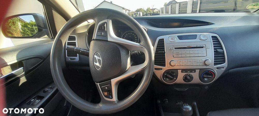 Hyundai i20 - 8