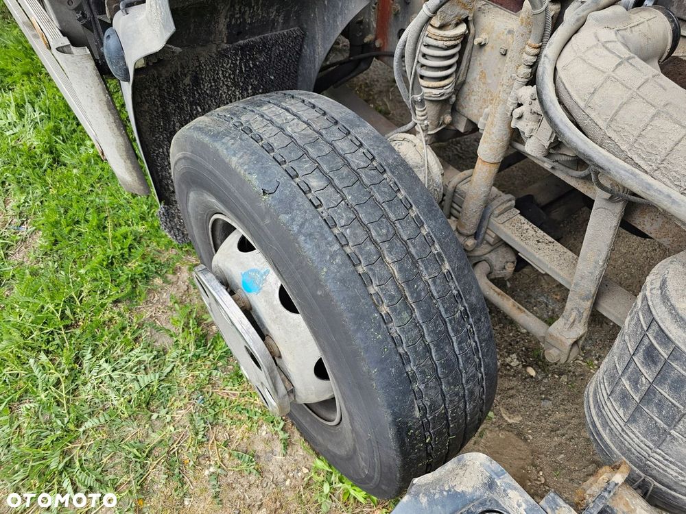 KOŁO FELGA OPONA OPONY ZAPAS RENAULT MIDLUM MICHELIN XMULTI 285/70 R 19,5 M+S - 4